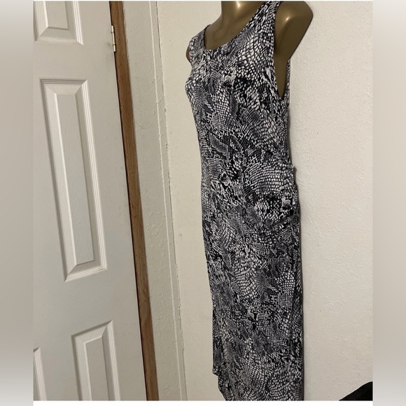 Black and White Snake Print Dress - Picture 2 of 6